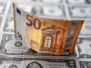 Precio del dólar y euro hoy en RD 18 de junio 2025: compra y venta