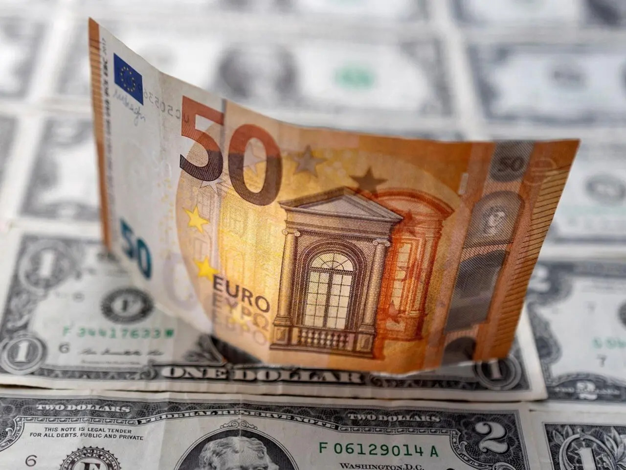 Precio del dólar y euro hoy en RD 18 de junio 2025: compra y venta