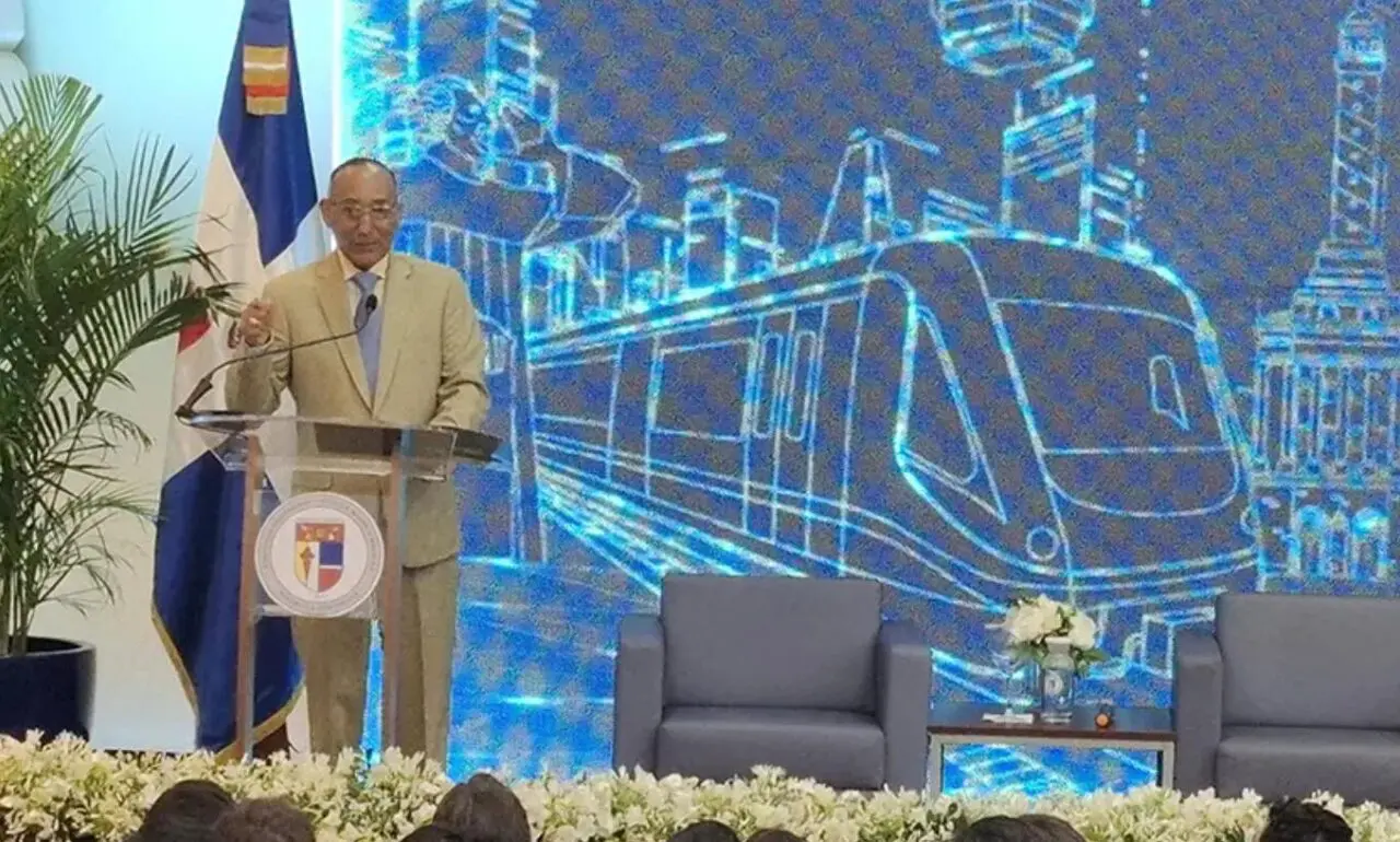 Opret y Pucmm impulsan el futuro del trasporte masivo en el país