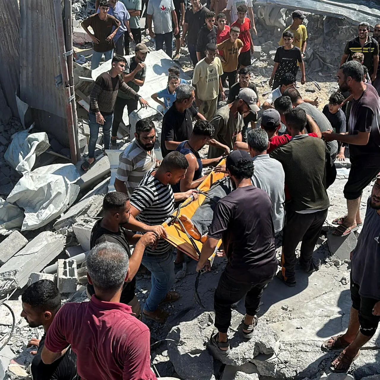 Gaza supera los 55,700 muertos mientras Israel sigue atacando Irán