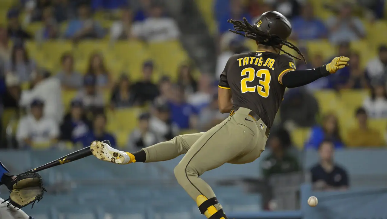 Tatis recibió pelotazos seis veces por los lanzadores de Los Ángeles.