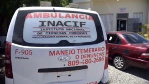 Encuentran en la costa de Barahona cadáver de hombre en avanzado estado de descomposición