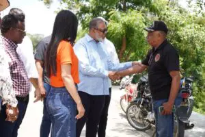 Desarrollo de la Comunidad lleva jornada asistencial con Telemedicina al municipio Comendador