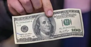 Precio del dólar y euro hoy en RD 26 de junio 2025: compra y venta