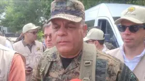 Ministros de defensa  y la presidencia encabeza recorrido junto a observadores y migración desde Pedernales hasta Manzanillo