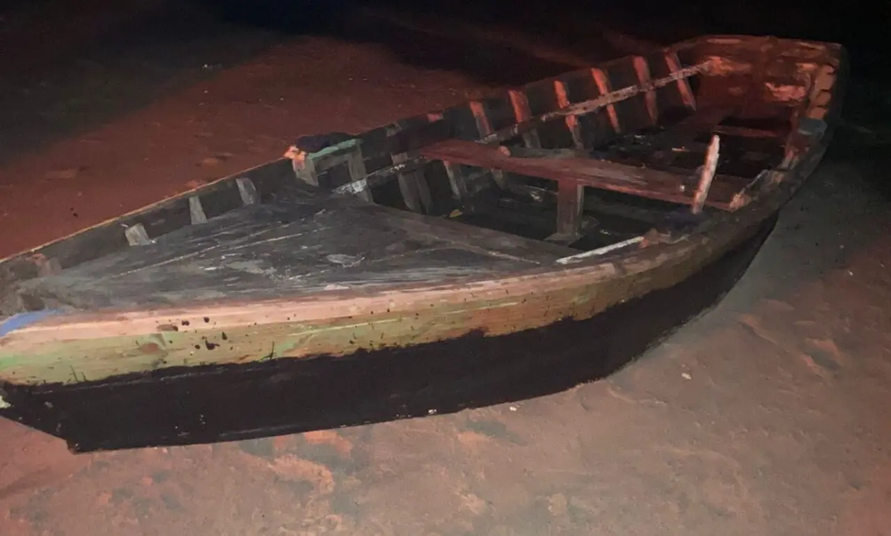 DICRIM ocupa contrabando de más de 50 mil unidades de cigarrillos en playa de Manzanillo