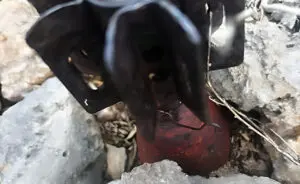 descubrimiento de un posible artefacto explosivo de la era de Trujillo en El Morro de Montecristi