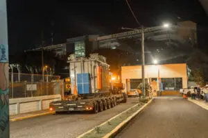 Edesur refuerza subestaciones: llegan 10 nuevos transformadores