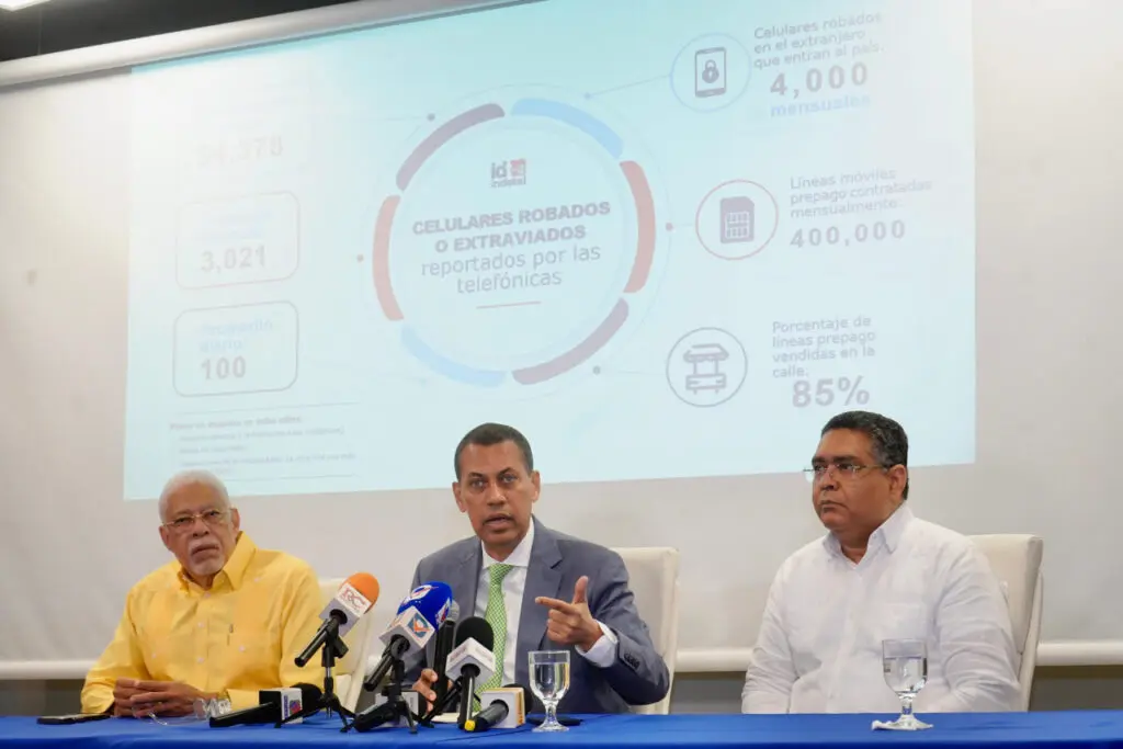 INDOTEL da 30 días a operadoras para depurar líneas móviles