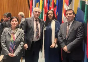 Claudia Robles, Oficial de Desarrollo Social de CEPAL; José Manuel Salazar-Xirinachs, secretario ejecutivo de la CEPAL; Naomi Arboleda, coordinadora de Inclusión Económica de Proyectos Externos de Supérate, y Alberto Arenas de Mesa, director de la División de Desarrollo Social CEPAL.