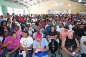 Gobierno otorga títulos de propiedad a más de 8,000 familias en Los Alcarrizos