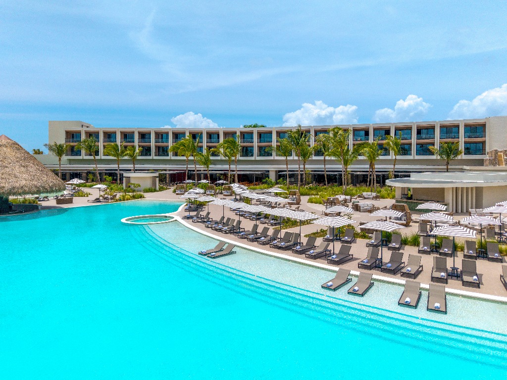 Hilton apuesta al lujo en la costa virgen de Miches