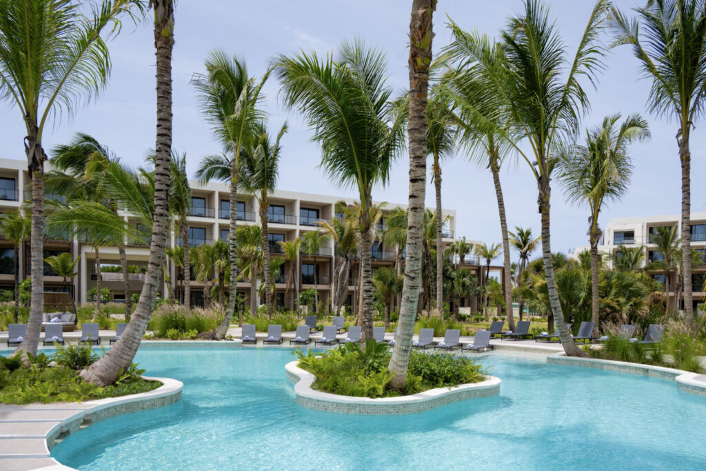 Hilton apuesta al lujo en la costa virgen de Miches