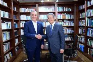 Abinader y Fernández: Sellan compromiso de unidad ante crisis haitiana