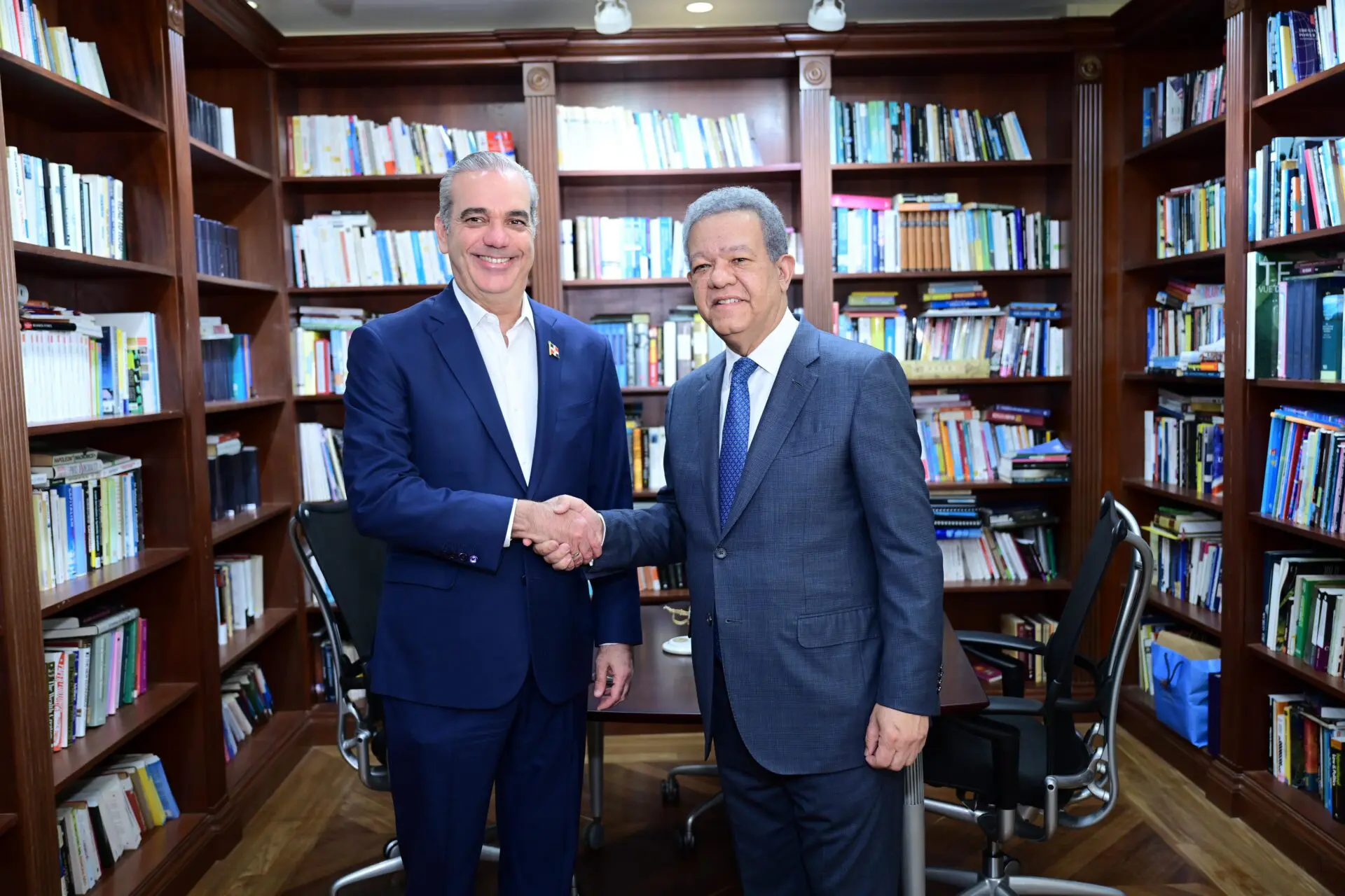 Abinader y Fernández: Sellan compromiso de unidad ante crisis haitiana