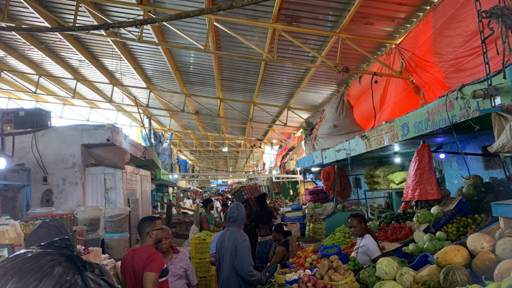 Mercado en Baní