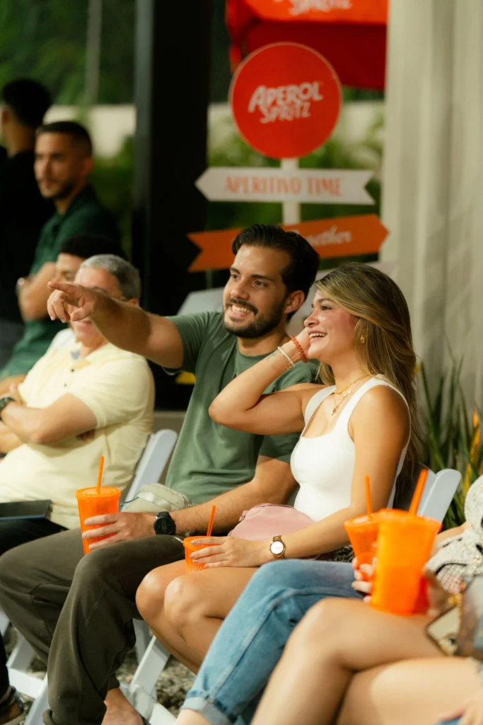 Asistentes disfrutan del toreno