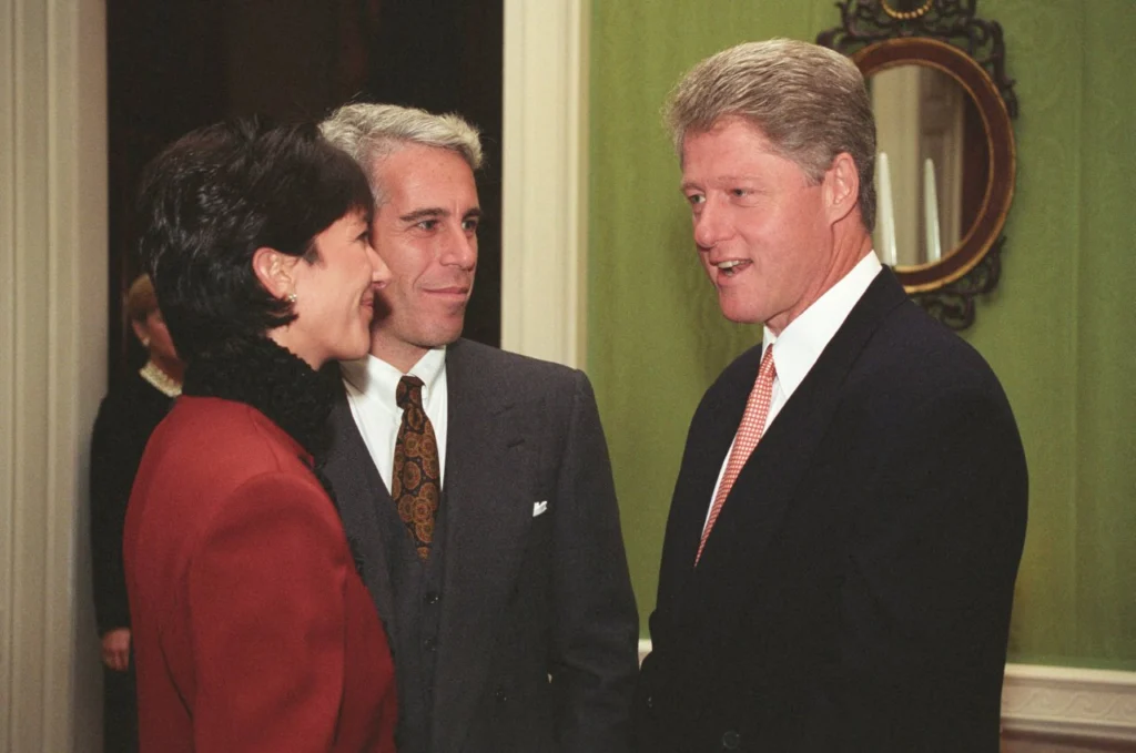 Ghislaine Maxwell, Jeffrey Epstein y Bill Clinton