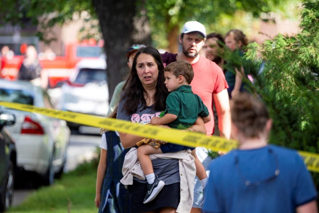 Imágenes desgarradoras del tiroteo en escuela en Minneapolis