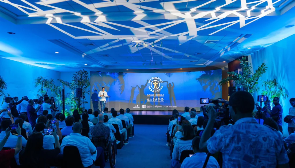Collado lanza proyecto de turismo accesible en RD