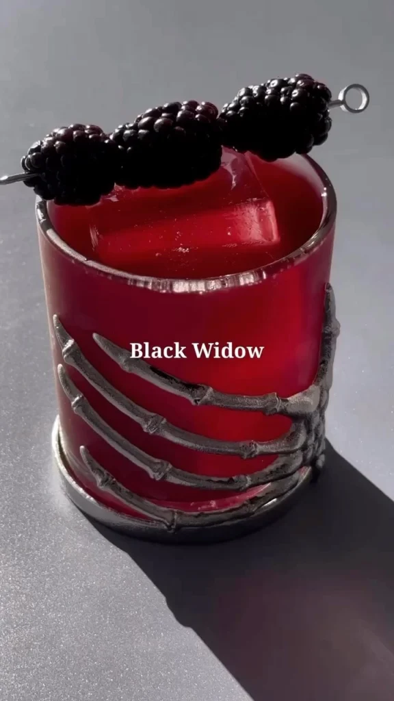 Tragos para Halloween: Viuda negra