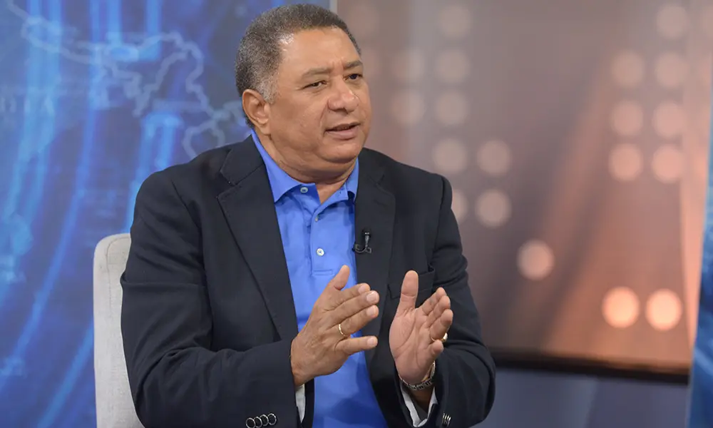 "Entonces, lo que se quiere es eso, primero, que lleve la salud mental a nivel de atención primaria en las comunidades” dijo José Miguel Gómez