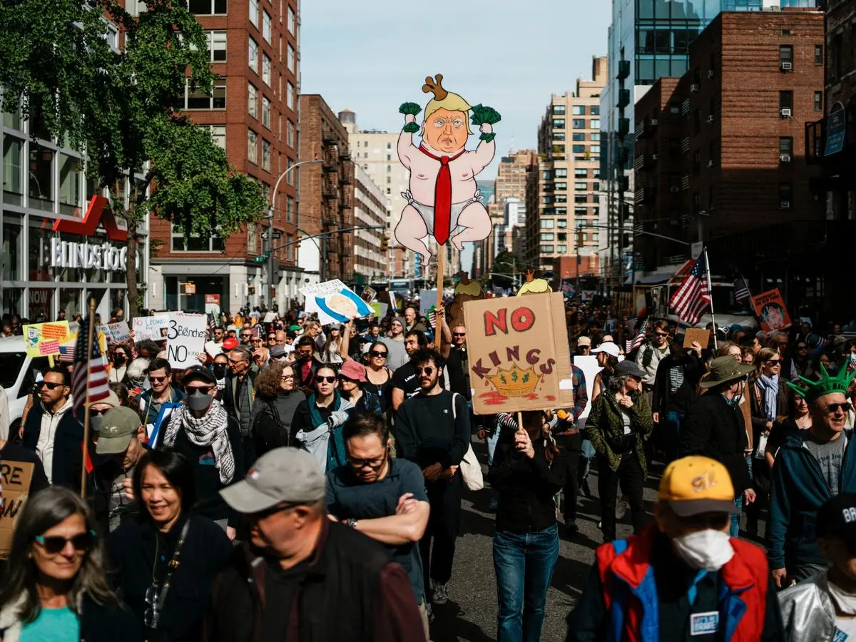 Miles de personas en todo EE.UU. protestan contra Trump: "No queremos ...