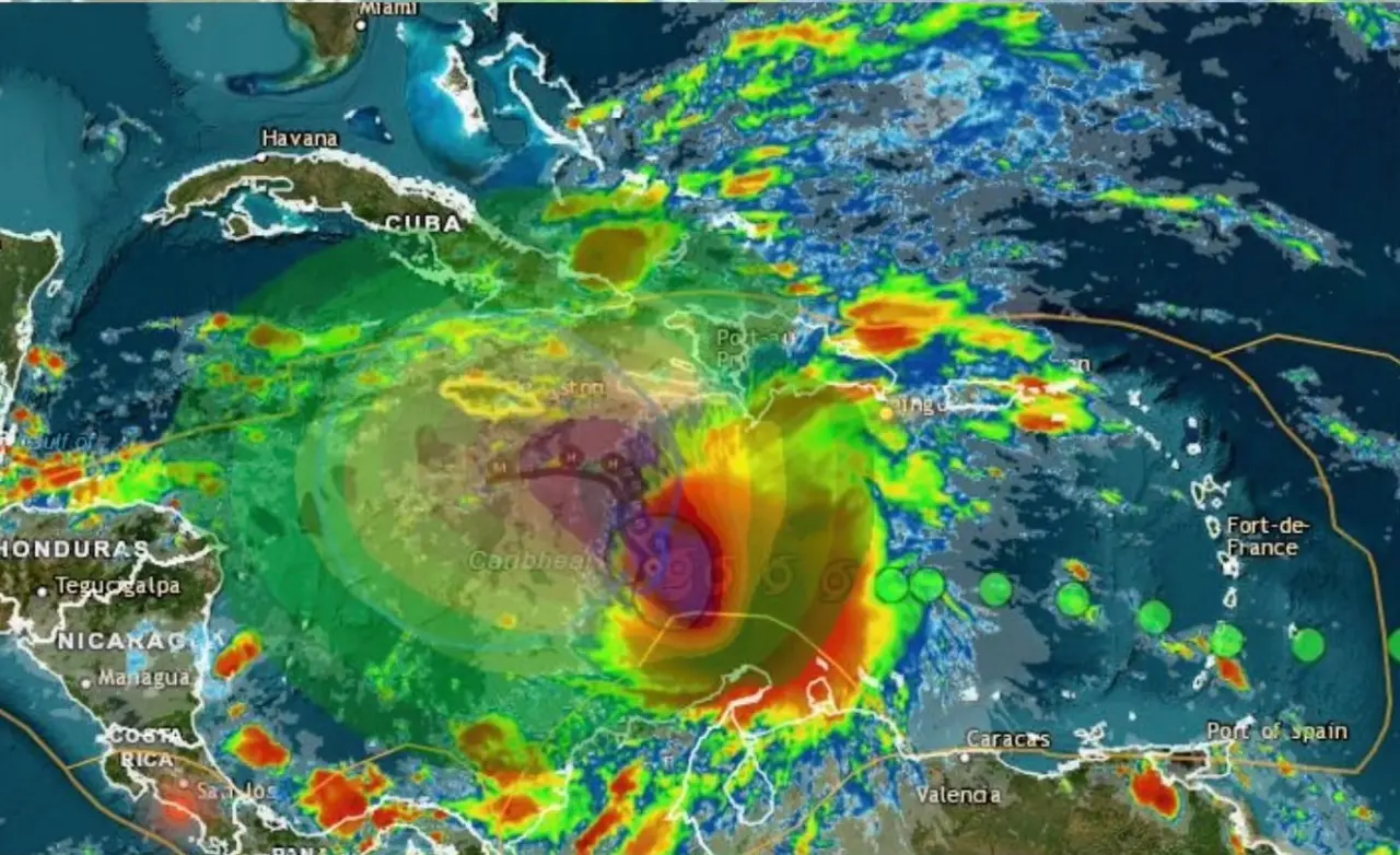 RD seguirá bajo lluvias todo el fin de semana por los efectos de Melissa