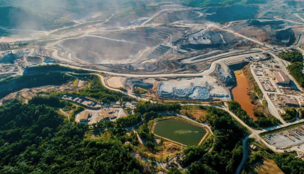 CAMIPE defiende que la Minería impulsa economía con alza récord en exportaciones