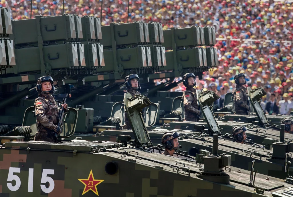 8 países que amplían el uso de la IA en sus fuerzas armadas