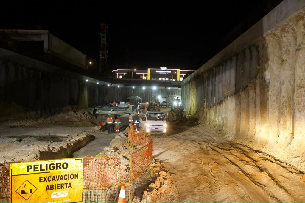 Túnel de la Plaza de la Bandera