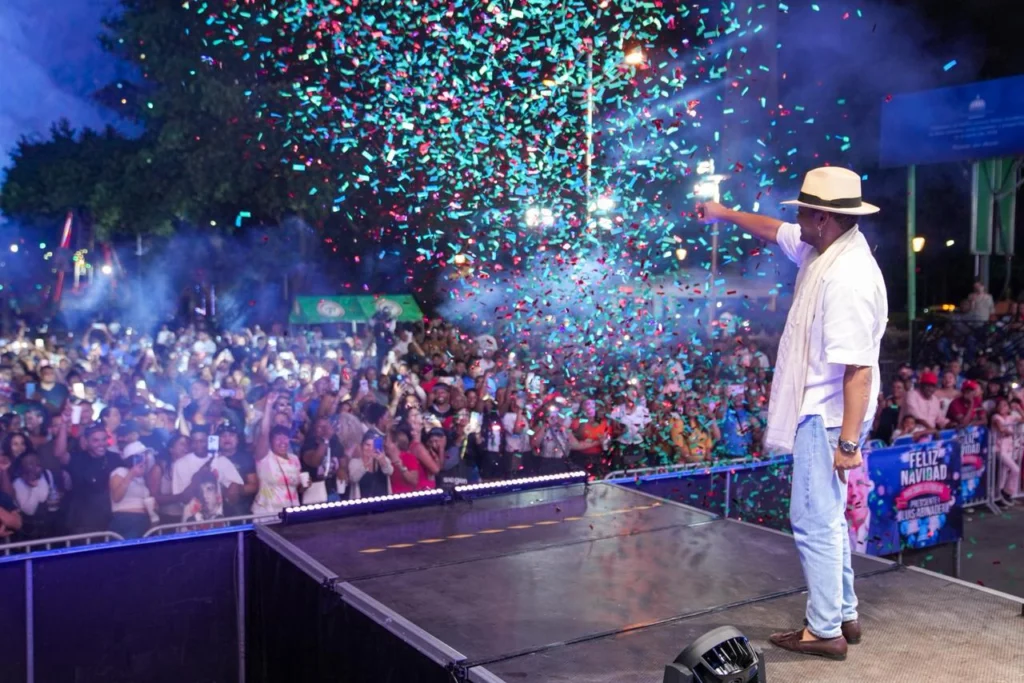Wason Brazobán compartió su música con el multitudinario aforo