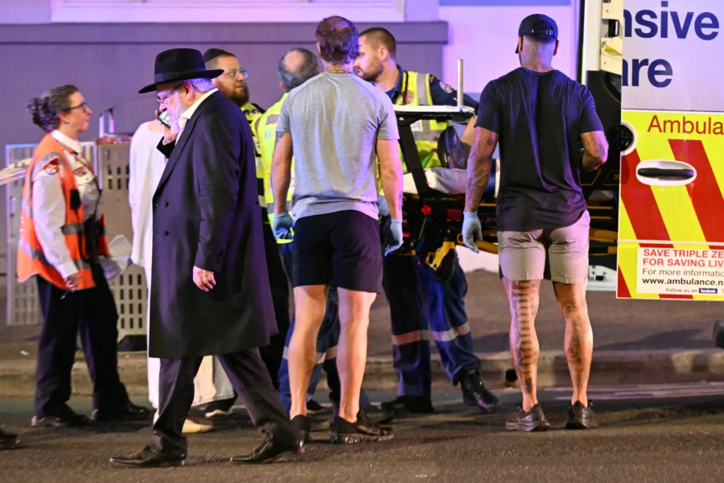 Ataque antisemita en Bondi Beach deja 11 muertos