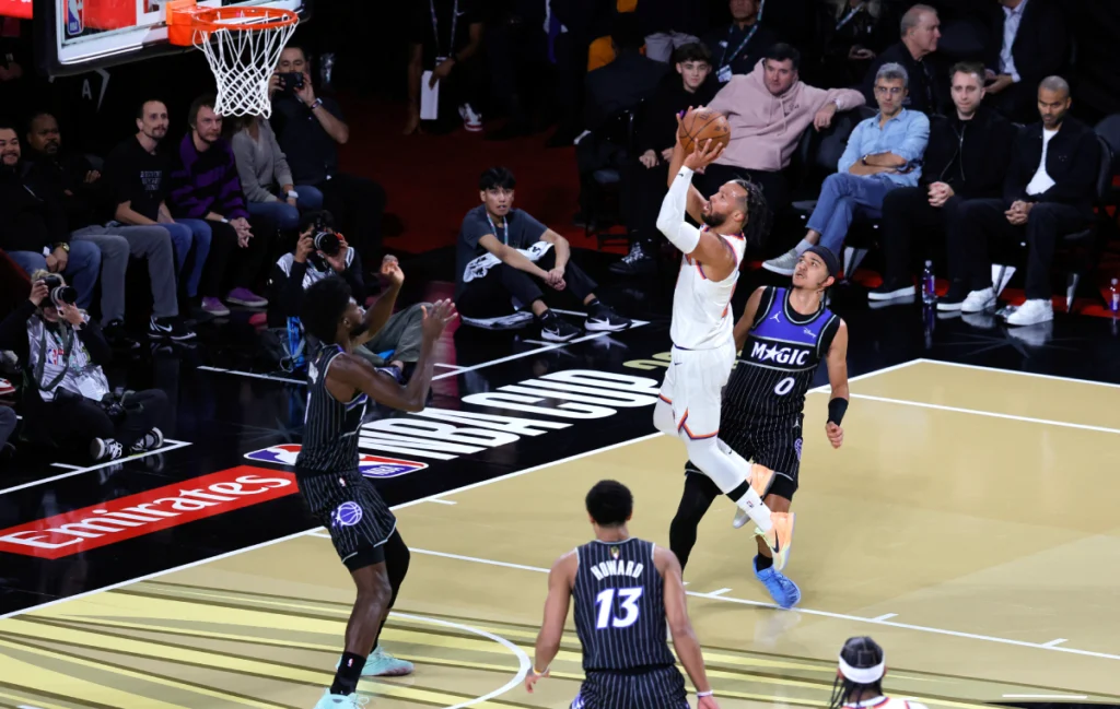 Jalen Brunson firmó una actuación estelar con 40 puntos para los Knicks.