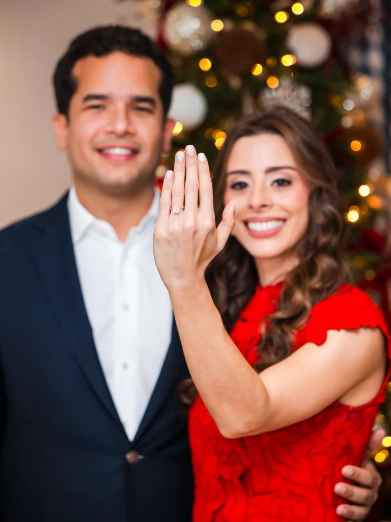 Omar Fernández y Alexia Rubio anuncian su compromiso