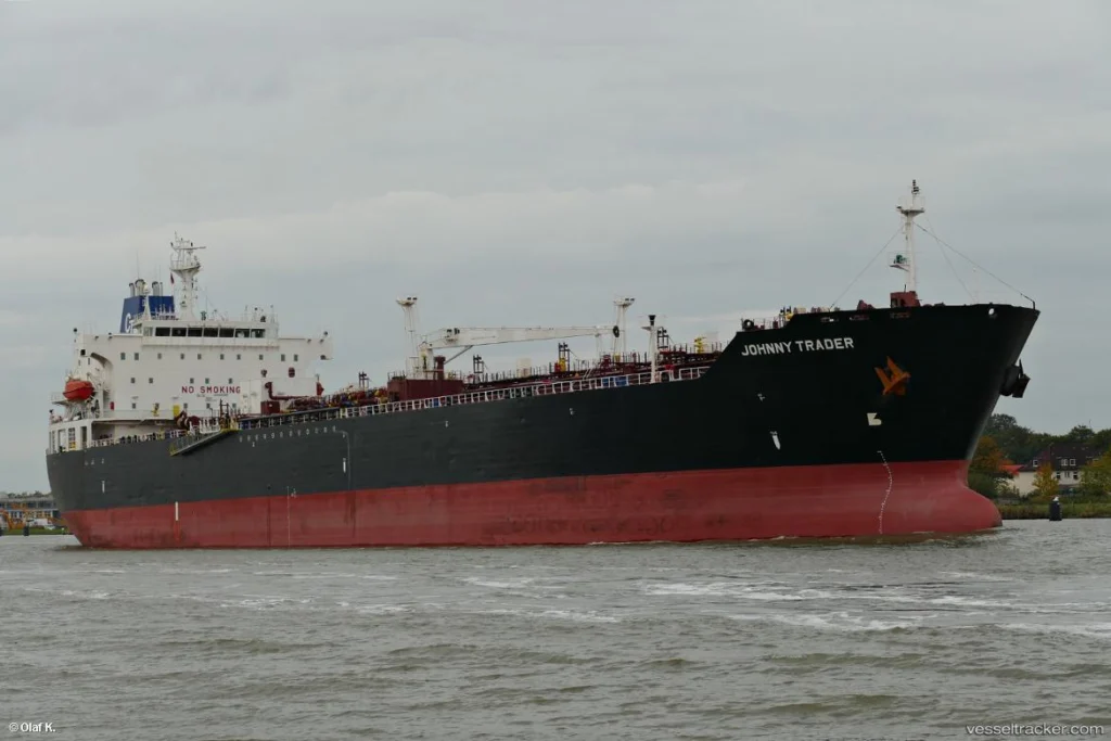 Petroleros sancionados abandonan Venezuela tras extracción de Nicolás Maduro