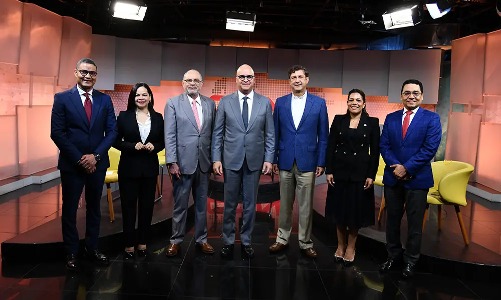 Martín Polanco, Yanesi Espinal, Nelson Rodríguez, Igor Rodríguez, Manuel Estrella, Paola Aimée Plá Puello y Federico Jovine.