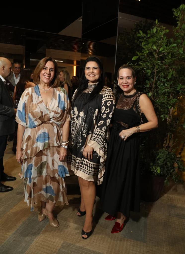 Aurora Urgal, Mara Eugenia Rubia y Cristina Read.