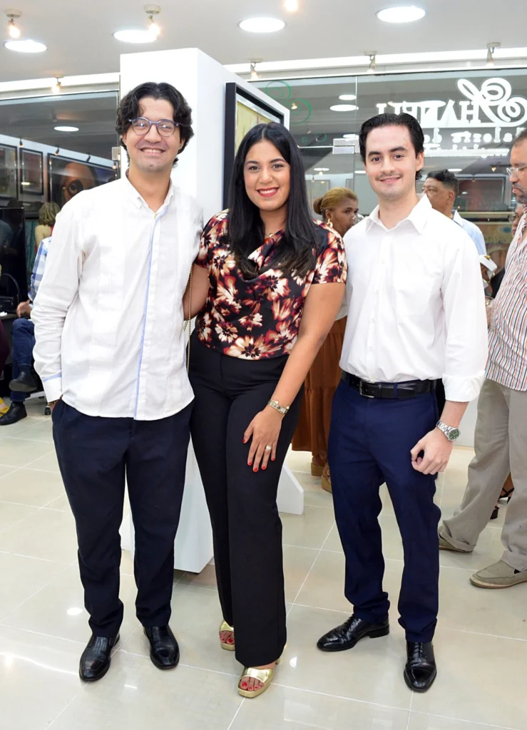 Manuel Cartagena, Paulette Cartagena y Mario Lluberes.