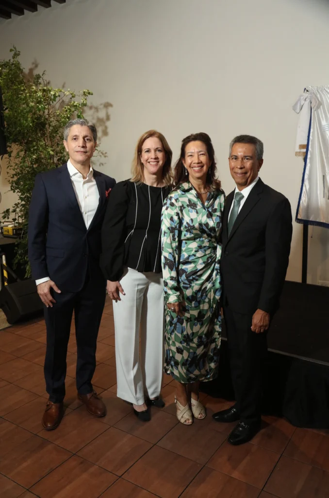 Henry Sadhala, Virna Battle, Aylin Hung y Eduardo Suárez.