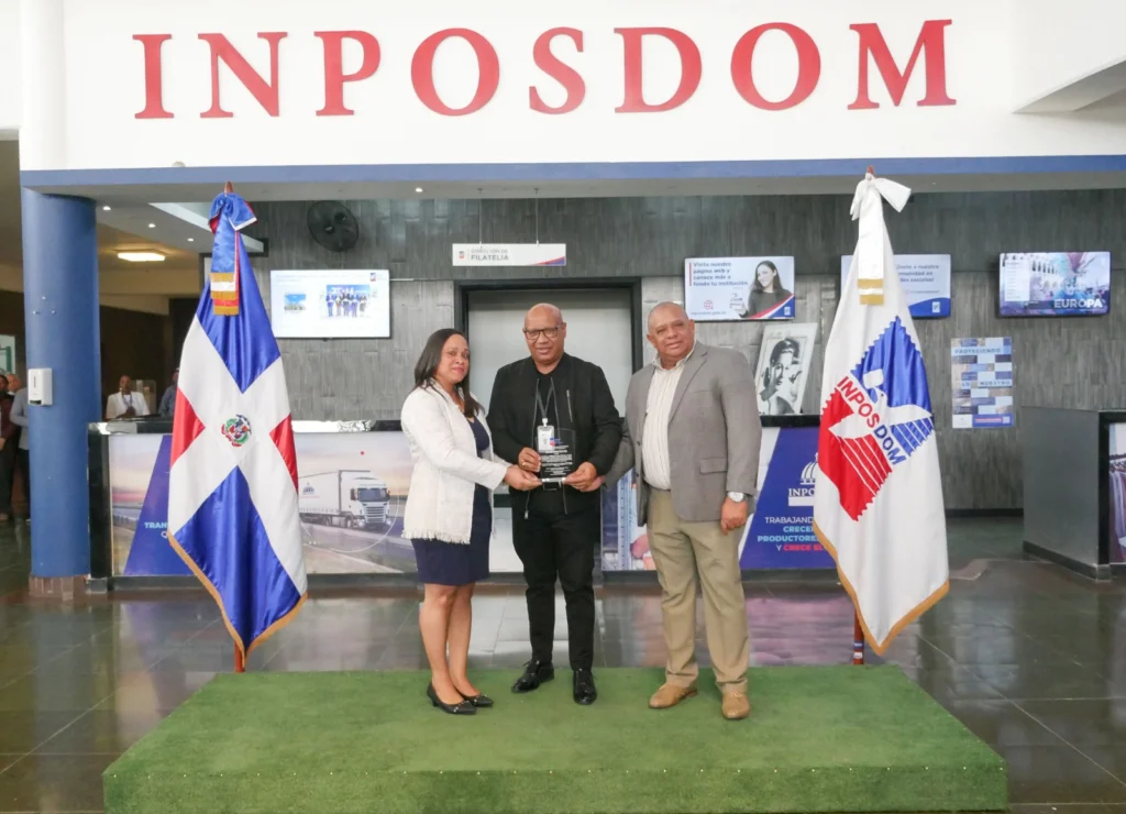 Durante la ceremonia fueron reconocidos 23 colaboradores