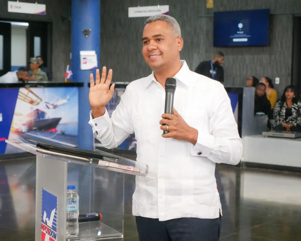 El director general del Inposdom, Erick Guzmán