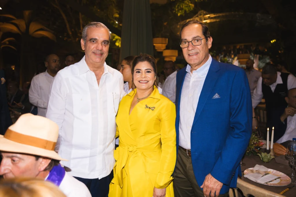 Presidente Luis Abinader Corona, Michelle de León y Guillermo León