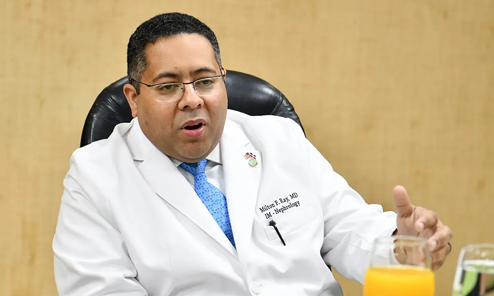 El especialista en nefrología y medicina interna, Milton Ray Capriles.