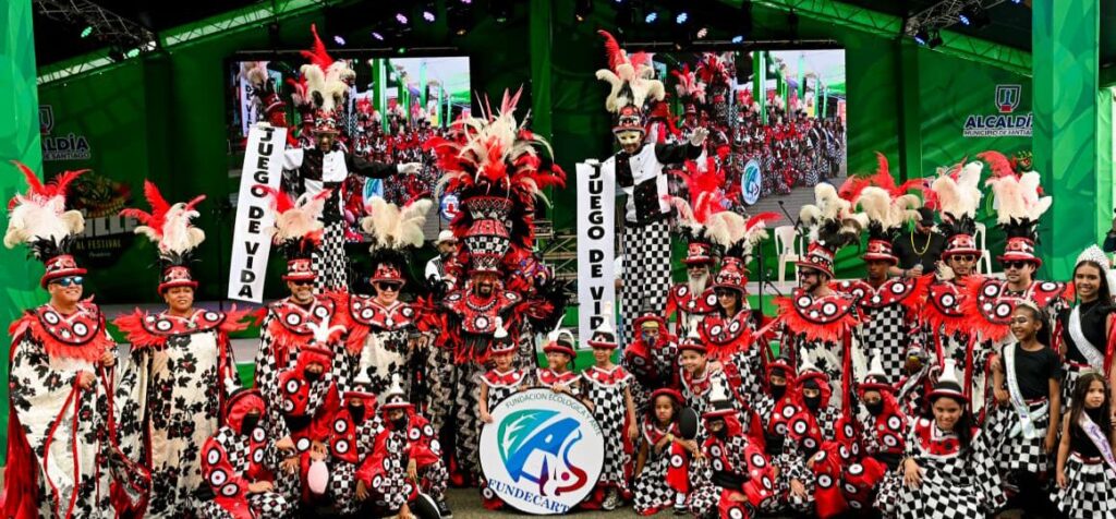 Carnaval de Santiago 2026 cierra con masiva asistencia