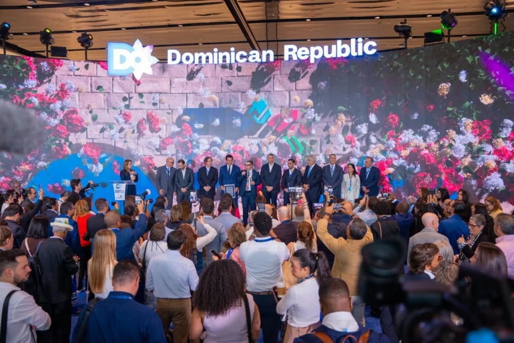 Los coexpositores de esta edición representaron el 72 % de las habitaciones hoteleras del país. Durante 2025, hospedaron al 42 % de los turistas recibidos.