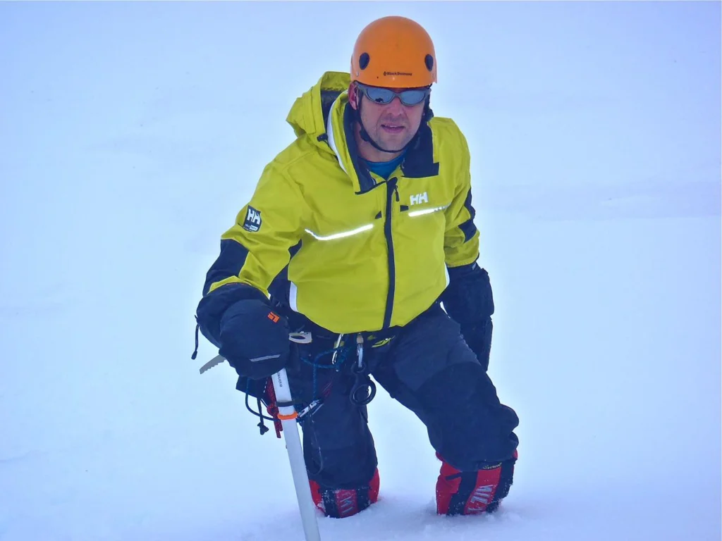 Definió el Everest como la montaña “más demandante en todos los sentidos”,