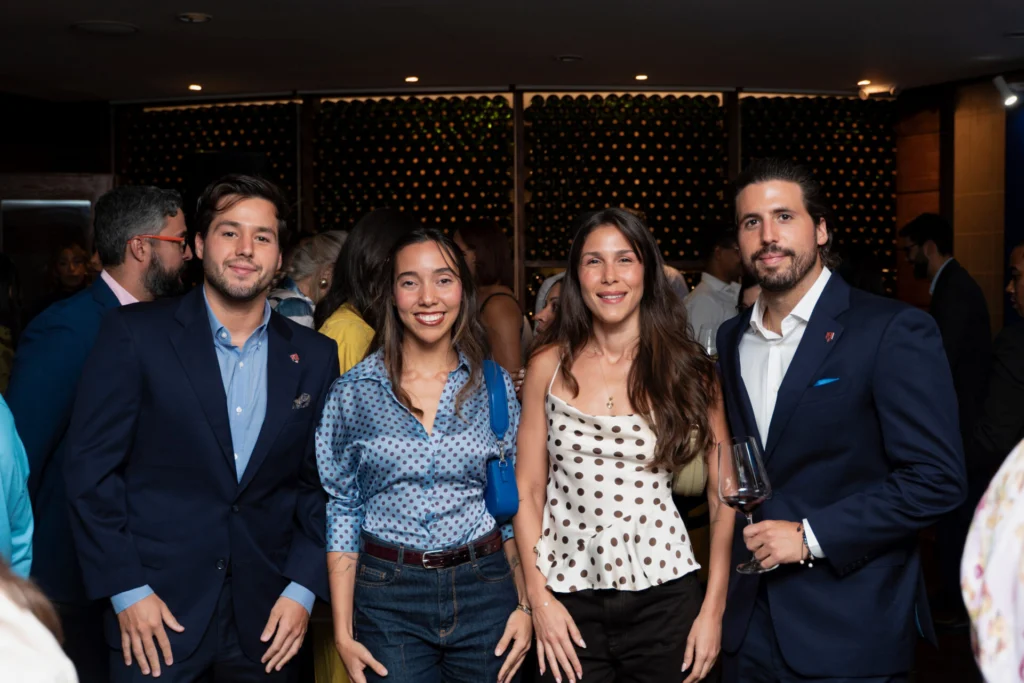Juan Diego Franco, Camila Fajar, Carmen Pastor y Juan Sebastián Franco.