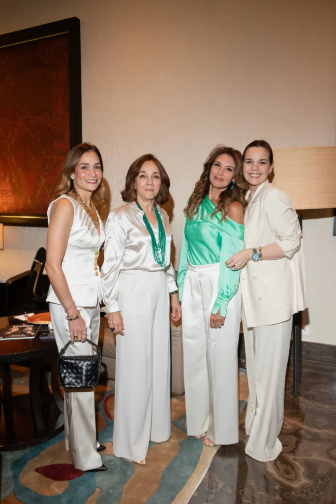 Wendy Duran, Olga Manzo de Velutini, Jessica Miranda Rodriguez y Emiliana Velutini