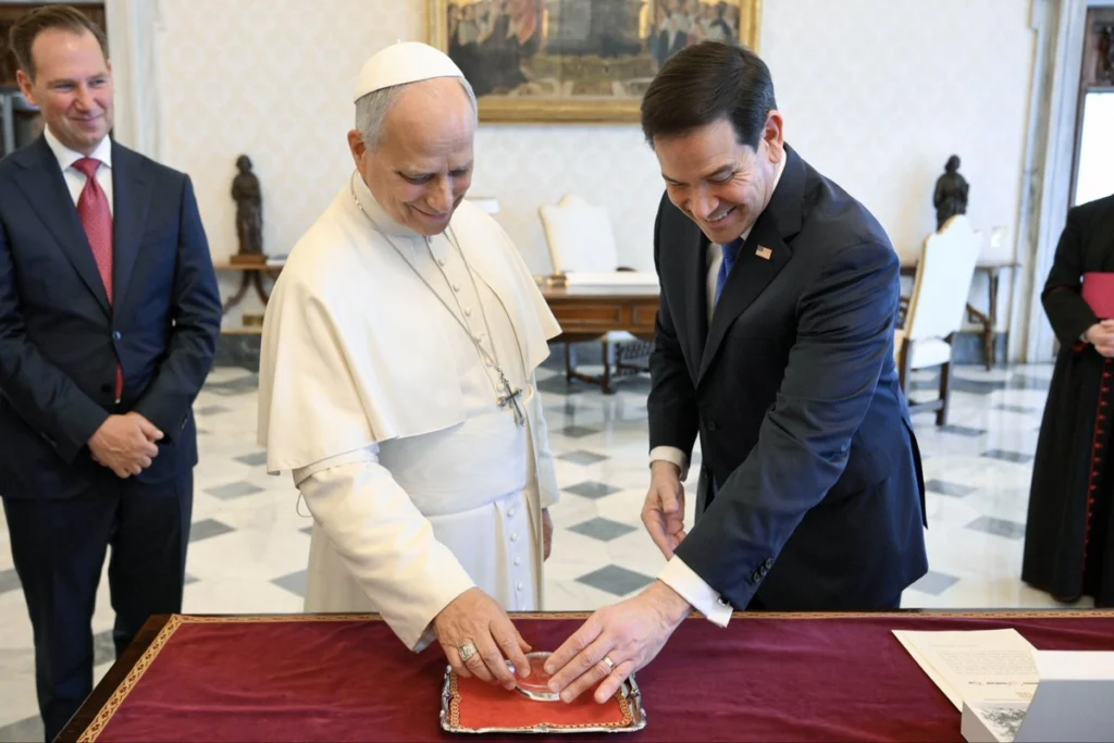 Marco Rubio y el León XIV